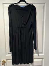Simply Vera Wang Black knee length women’s dress Sz M