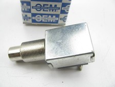 Original Engine Management Pb4x Universal Push Button Switch - 2 Terminal