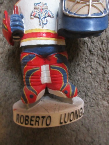 ROBERTO LUONGO FLORIDA PANTHERS GOALIE 2000-2006 NHL BOBBLEHEAD EX.COND. - Picture 4 of 9