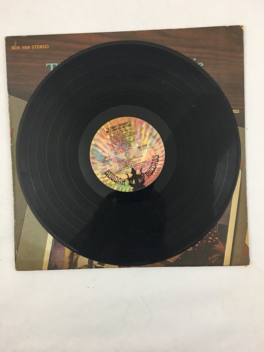 5 Stairsteps/Our Family Portrait【オリジ・新品】 Our Family Portrait - Album by The Five Stairsteps & Cubie