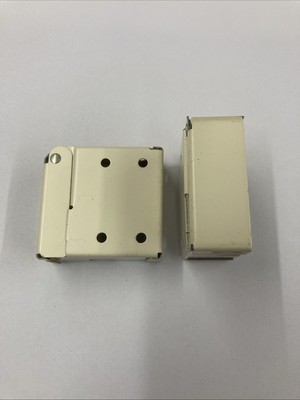 Jalousie 50 mm Metall Endkasten Befestigungswinkel - Creme
