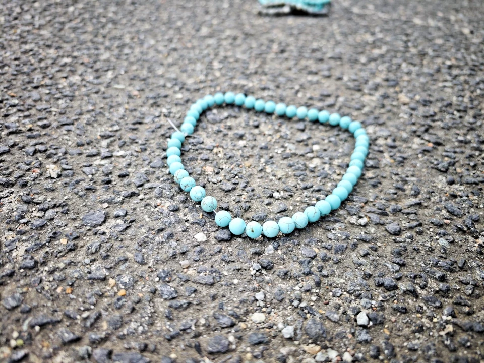 Handgefertigte Türkis - Kette - Natürliche Edelsteinperlen 8mm auf Wunschlänge - Bild 3 von 3