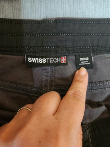Swiss Tech Men’s 38x30 Performance Gray Outdoor Hiking Pants - Picture 9 of 10