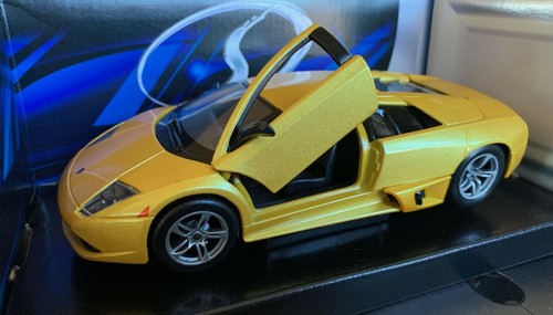 Lamborghini Murcielago LP 640 - Gold - 1:24 MAISTO NEU! - Bild 3 von 3
