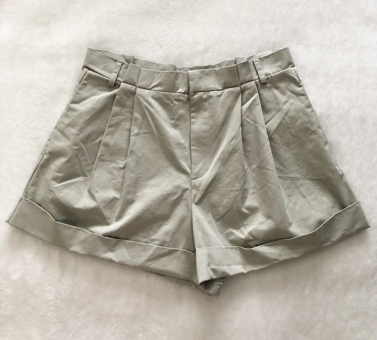 Zara Woman Pleated High Waist Chino Shorts Khaki Green Size M