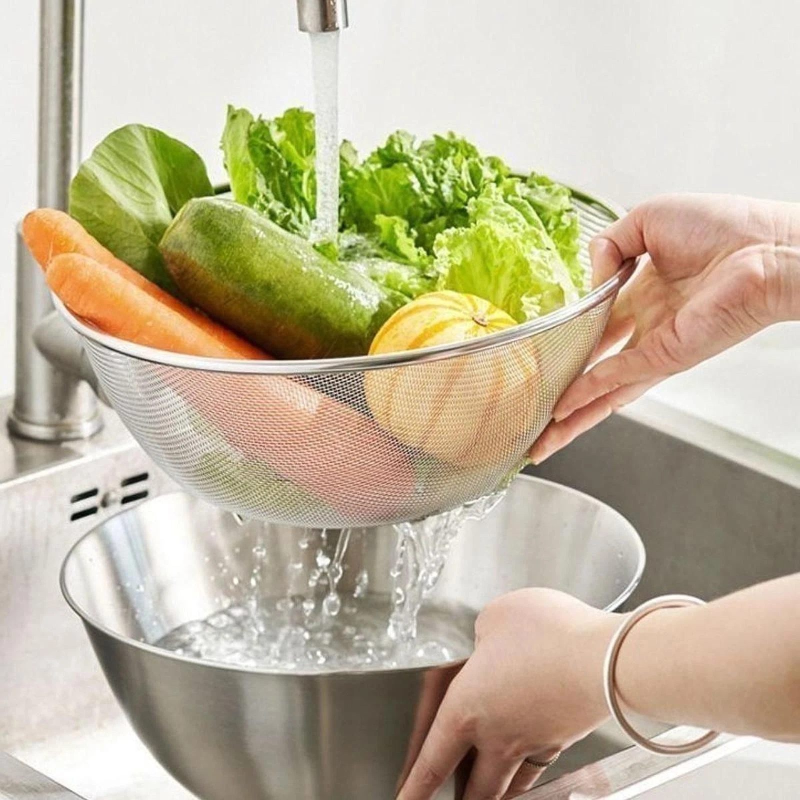 Stainless Steel Colander with Bowl,Rice Washer Strainer with Mixing