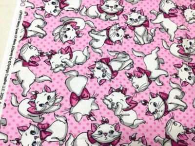 SPRINGS CREATIVE Disney The Aristocats Many Faces Of Marie 100% Cotton Fabric FQ, 1/2 Metre