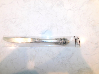 Wallace Sterling Grande Baroque Place Knife No Monogram NIP