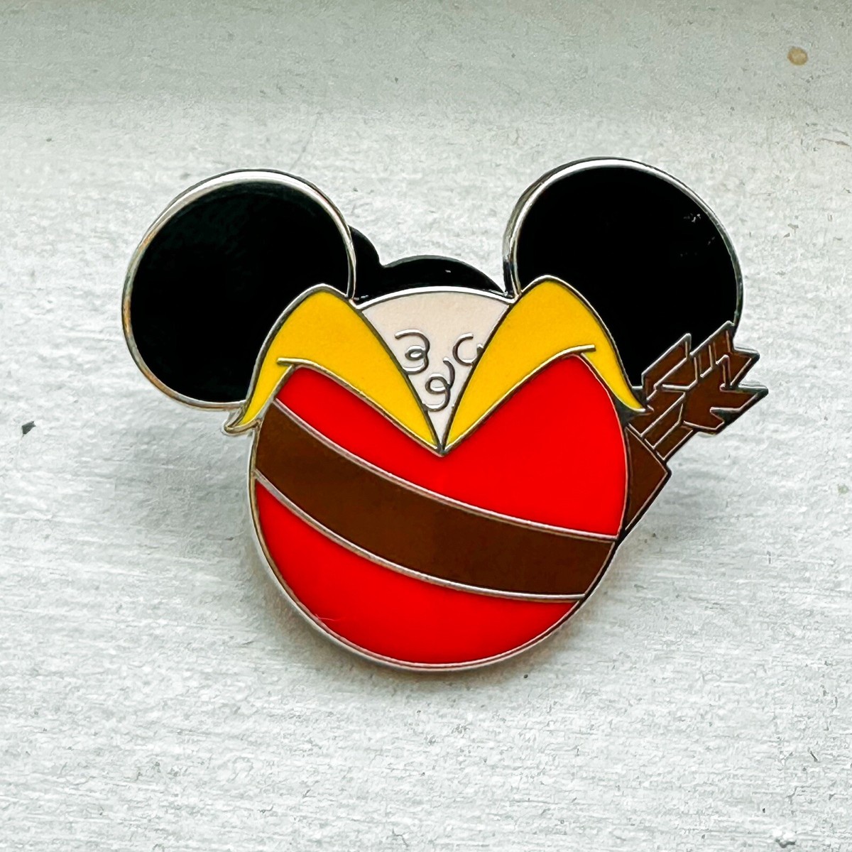 ミッキー 消防士 ピンバッジ DisneyPins ミッキー 消防士 ピンバッジ DisneyPins