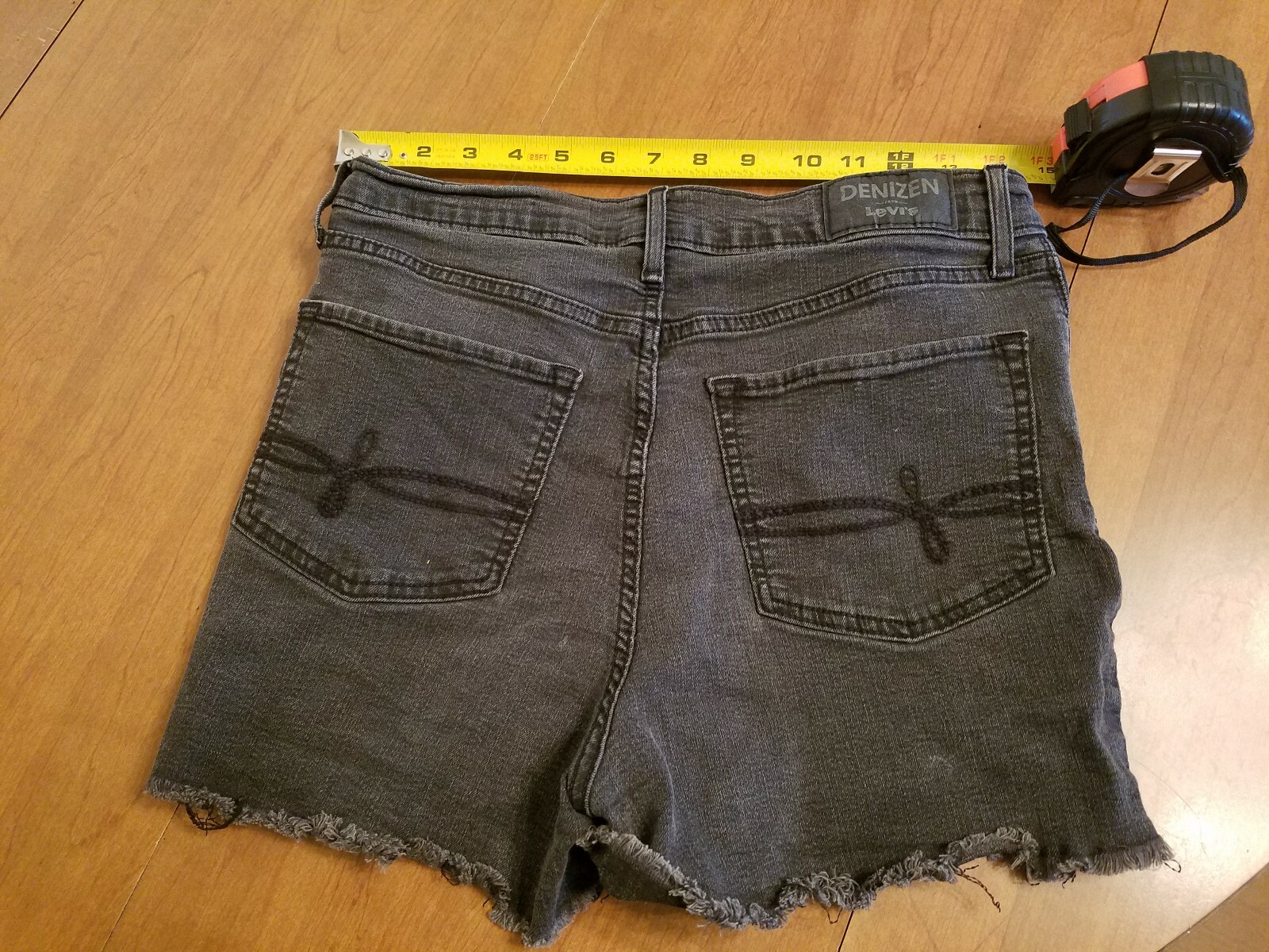 Levis Black Wash Super High Rise Distressed Cut Off Shorts Womens Sz 29 |  eBay