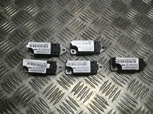 Mercedes W210 E-Klasse Crashsensor Aufprallsensor Airbagsensor A0018205626