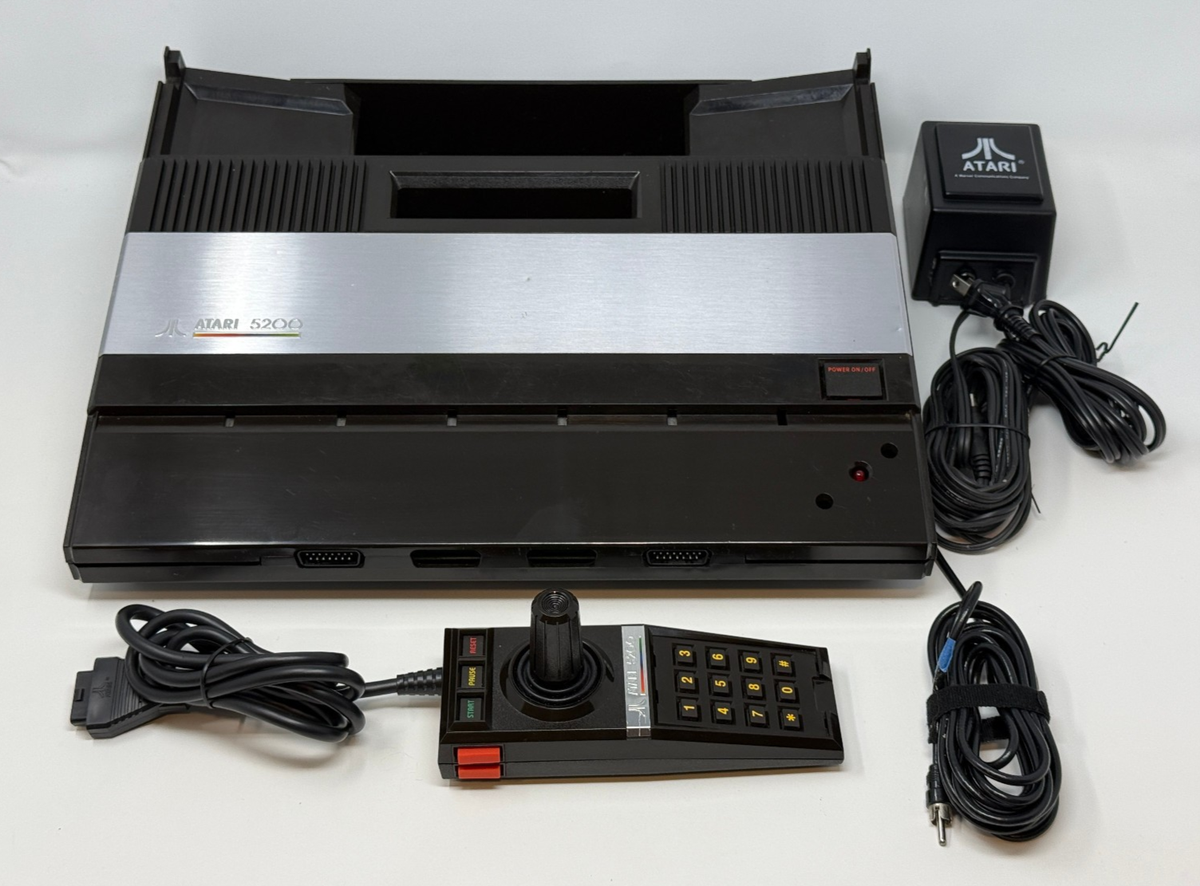 Atari 5200 本体 コントローラー2個付き Atari 5200 2 Port Console Bundle *READS GAMES - BROKEN CONTROLLER