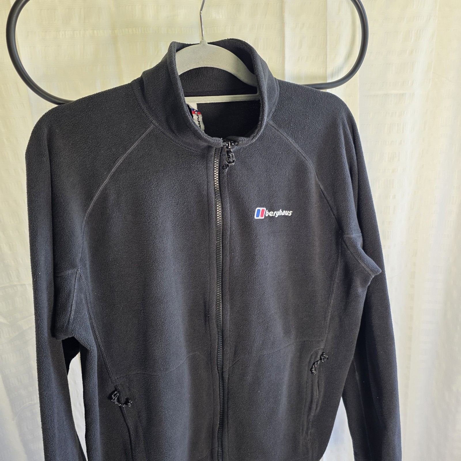 Berghaus Men’s Medium Fleece Black Full Zip Outdoor Walking Jacket image 2