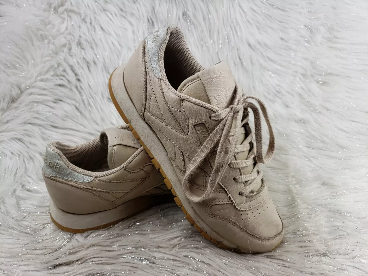 Tan sale reebok shoes