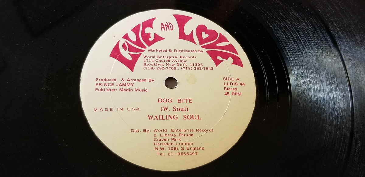 英12” Wailing Souls Dog Bite / Lonely Day LLD42A Live And Love /00250 s-l1200.jpg