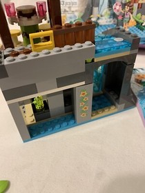 LEGO FRIENDS- JUNGLE FALLS RESCUE- 41033- 100% COMPLETE in Box