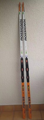 ROSSIGNOL Langlaufski Classic Delta 201 cm Wachsski + R4 Racing Bindung, wie neu