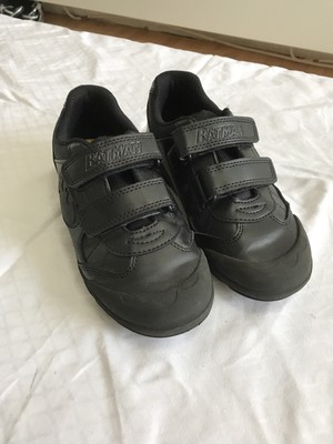 boys light up school shoes