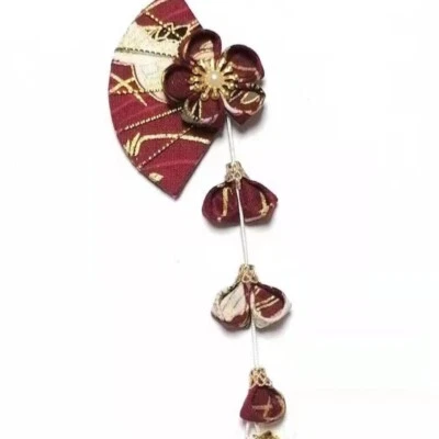 Japanese Handmade Sakura Hair Clip Kanzashi Tassel Hairpin Wedding Kimono - Image 1 of 4