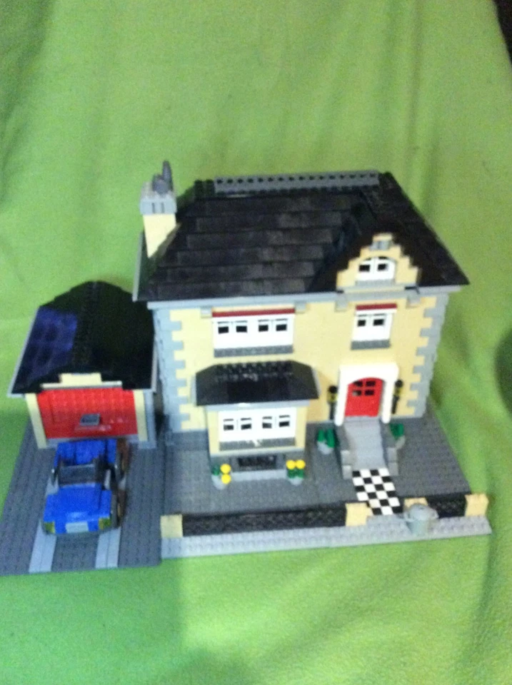 LEGO Creator 4954 Model Town House, Foto 1 von 4