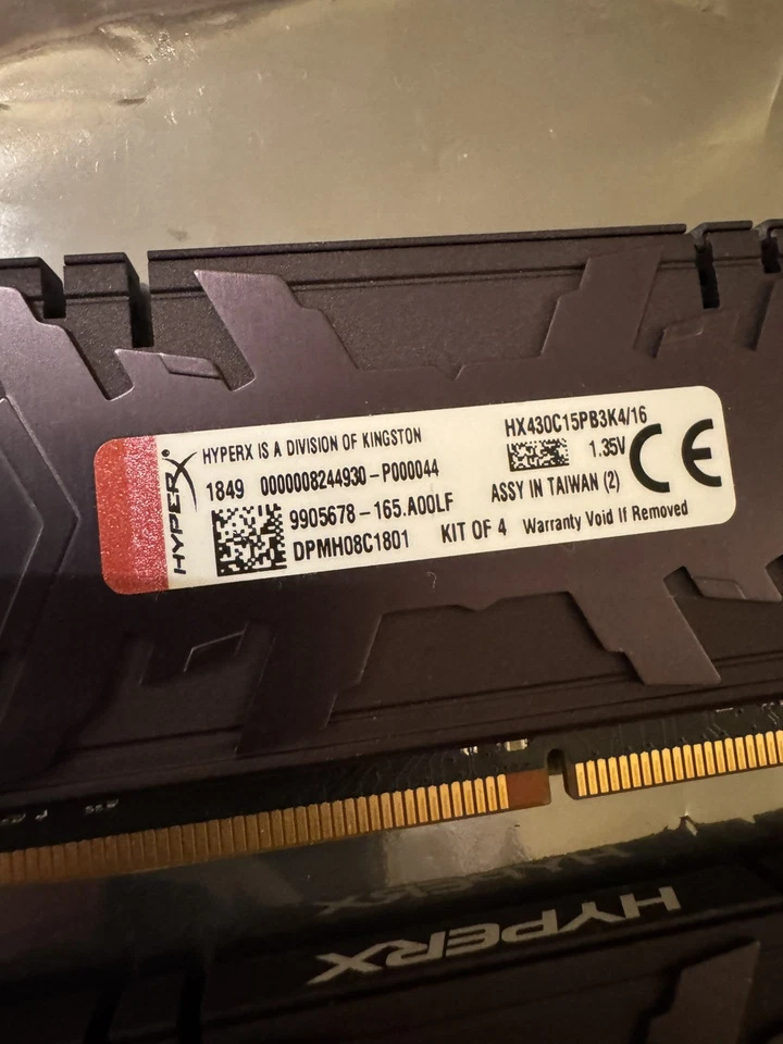 Kingston HyperX Predator DDR4 16GB 4x4GB 3000mhz CL15 Memory RAM Kit - Image 3 of 3