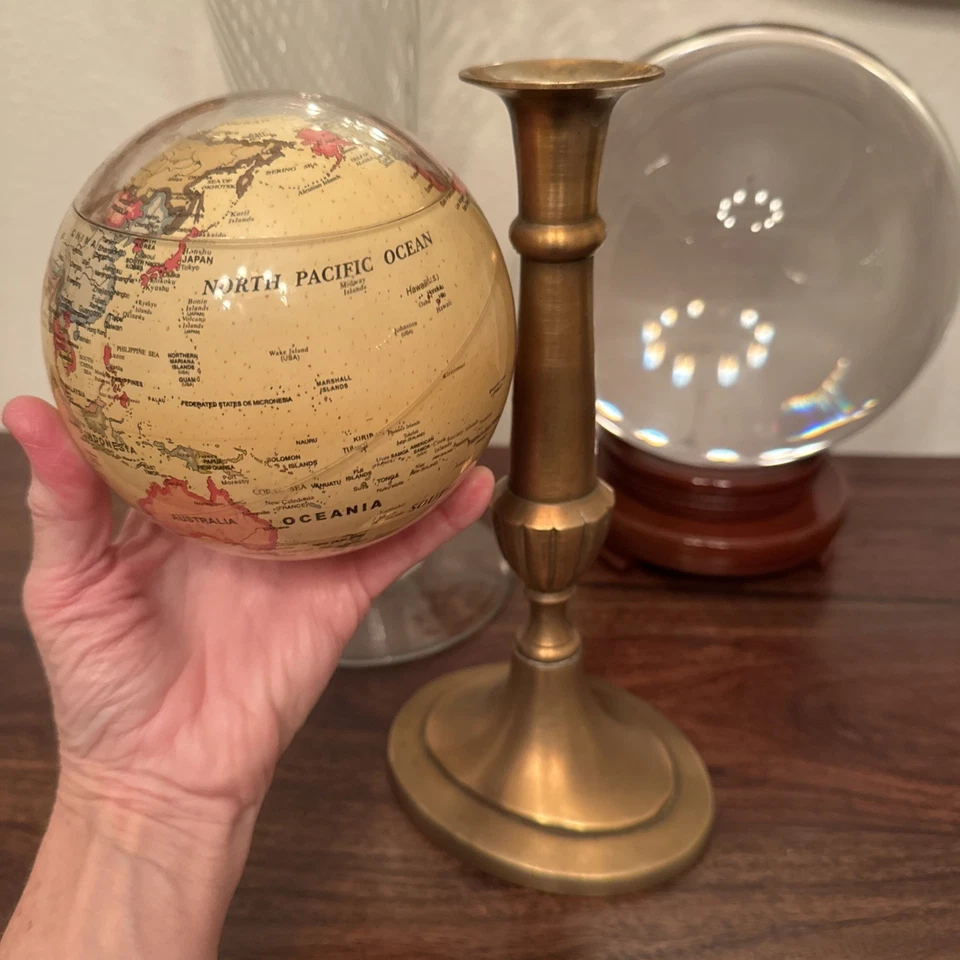 MOVA Water Globe Earth 4.5" Diámetro ☼ Con Candelabro de Latón Añadido Para Un Soporte Foto 4 de 4