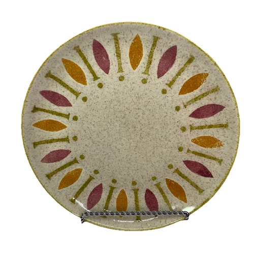 Red Wing Pottery “Pepe” Pattern Dinner Plate c. 1962-1963 10 Inch Round