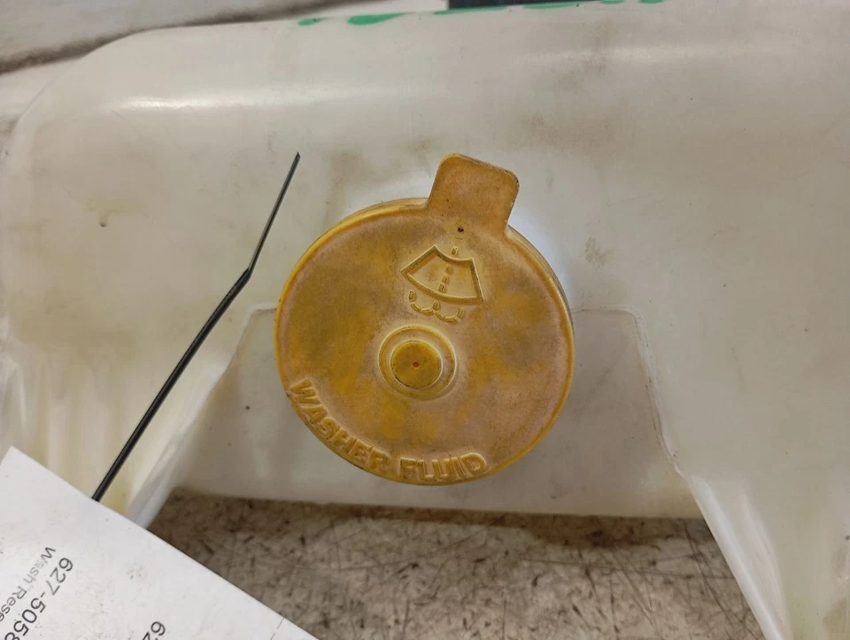 Wash Reservoir Without Headlamp Washers Fits 05-11 MAZDA RX8 3984027 - Image 4 of 4