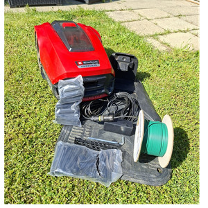 Einhell FREELEXO Mähroboter kabellos, Akkubetrieb, rot/schwarz, mit Zubehör