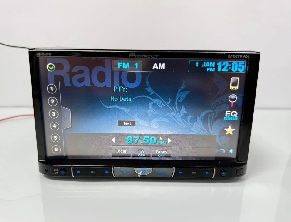 Pioneer AVH-P8450BT 7-inch Bluetooth, USB, SD card, Aux, DVD Player - Image 4 of 4