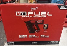 Milwaukee (2844-20) M18 FUEL 18-Volt Brushless Cordless 21-Degree Duplex Nailer
