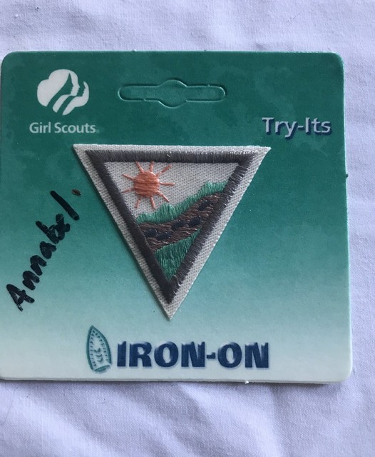 VINTAGE GIRL SCOUT BADGE BROWNIE TRYITS OUTDOOR ADVENTURER NEW