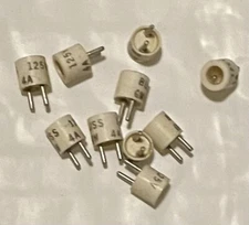 LOT OF 10 BK/GMW-4 BK. Eaton Bussmann Fuse. Fast Acting 4A 125V, Pin base fuse