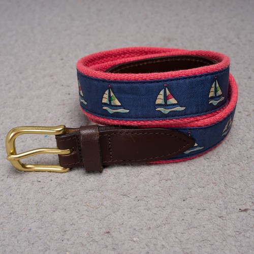 Vineyard Vines Gürtel Gr. 28 Segelboote Matrose rot + blau Boote Canvas Leder Messing