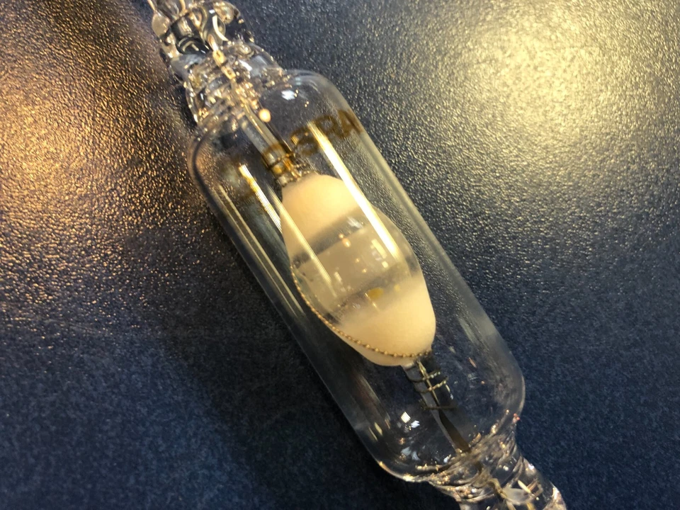 OSRAM POWERSTAR HQI-TS 150W/NDL EXCELLENCE NEUTRAL WHIT DE LUXE RX7s24 GERMANY - Bild 4 von 4