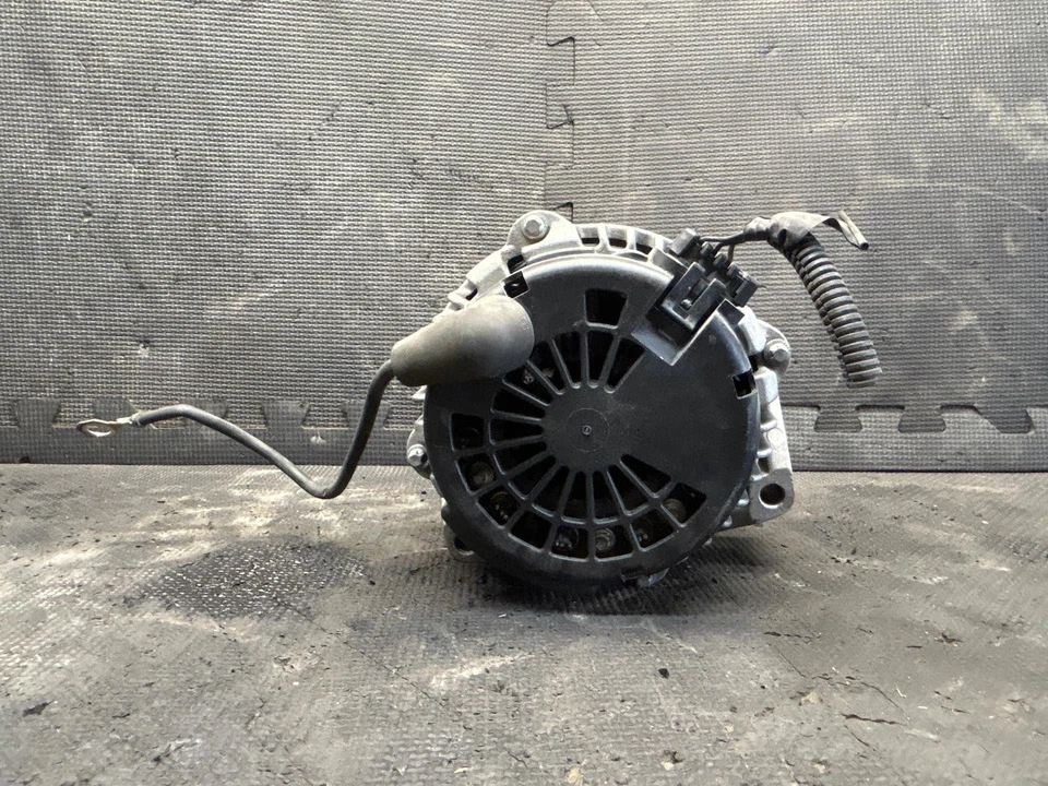 Cadillac Escalade 2004 ESV 6,0 L alternador 03 04 OEM 145 amperios Foto 3 de 4