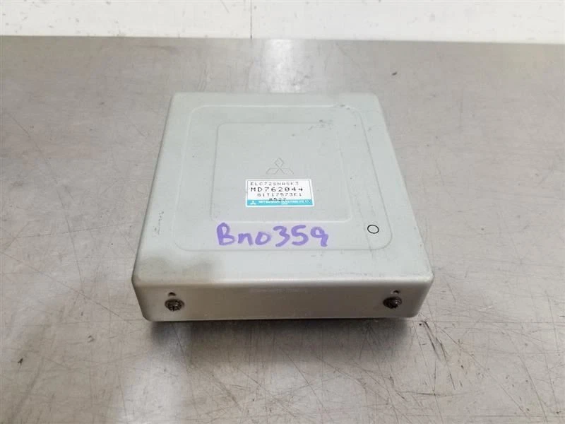 99 1999 MITSUBISHI 3000GT MÓDULO DE CONTROL DE TRANSMISIÓN 762044 Foto 2 de 4