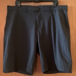 Travis Matthews 38 Black Front Flat Performance Shorts w Pockets