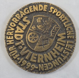 Medaille "für hervorragende sportliche Leistungen 1999 Stadt Viernheim"