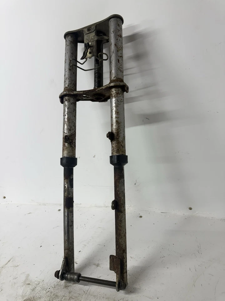 Horquillas y amortiguadores delanteros Honda Urban Express NU50 1982-1983 Foto 2 de 4