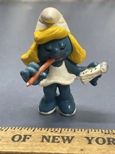 Vintage Toy Smurf Figure Collectable Peyo Scheich Secretary Smurfette 1981