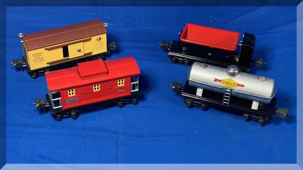 Vintage Lionel O-27 O-Gauge Pre & Post War Train Cars Lot with Free Shipping
