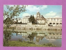 1 CPSM SAINTES (17) Les Bords de la Charente et la Cathédrale St Pierre