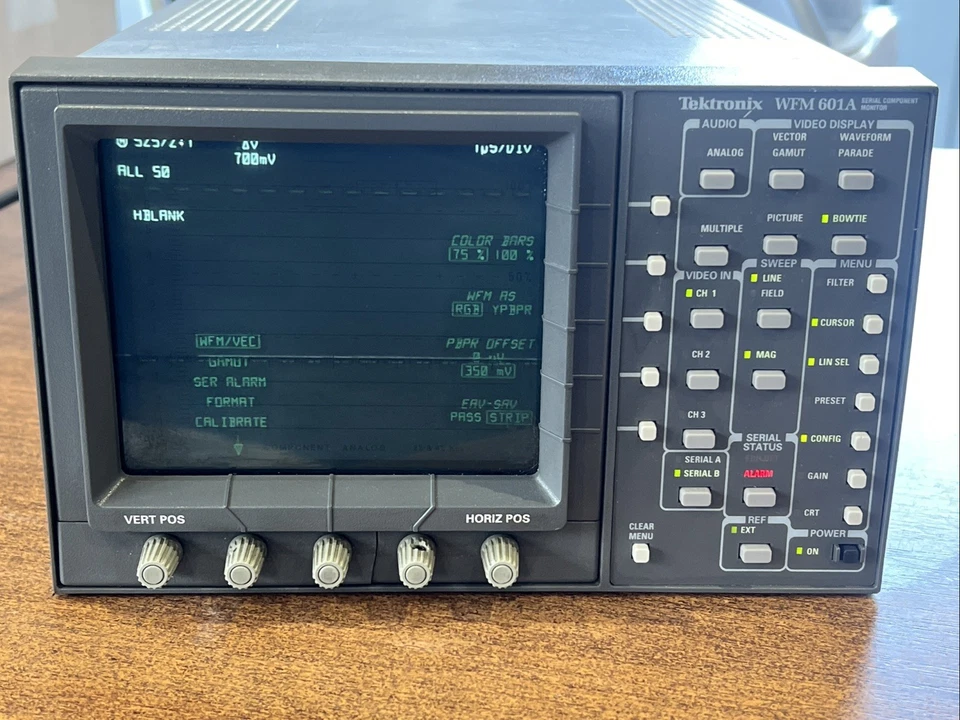 Tektronix WFM 601A Serial Component Digital Waveform Monitor - Image 2 of 4