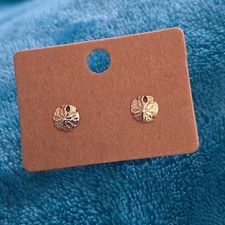 Vintage 14k YG Sand Dollar Stud Earrings