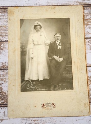 1910 s Antique  elegant Young Edwardian Wedding Photo Bride and Groom