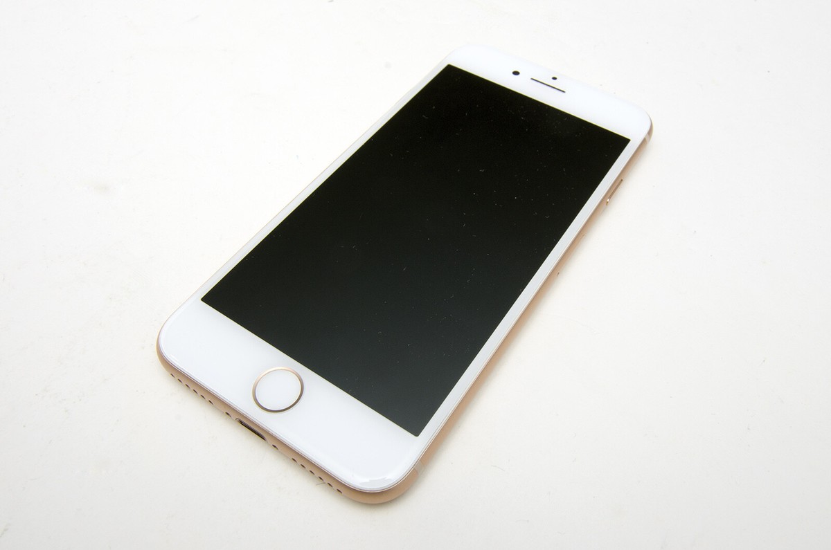 iPhone 8 A1905 Rose Gold Globally FACTORY Unlocked 64GB flawless