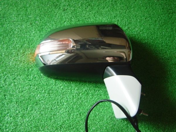 2014-2019 Toyota Voxy ZRR70W Genuine Side Door Mirror Right RH
