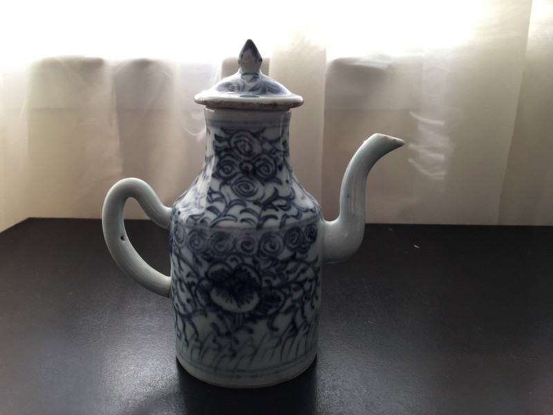 19th C. Chinese Porcelain Blue-white Pot with Handle