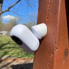 Unifi Protect G4 Instant Angled Wall and Surface Mount, 45  Degree - Made in USA
